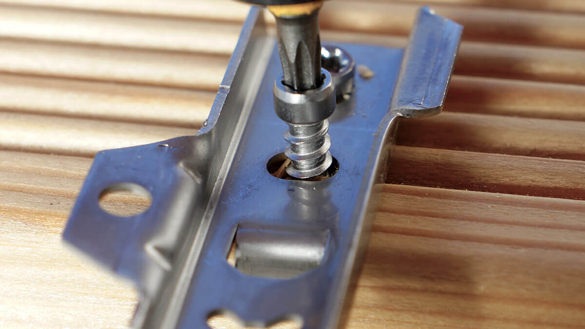 UNIA_02 UNIA Systemschraube Edelstahl